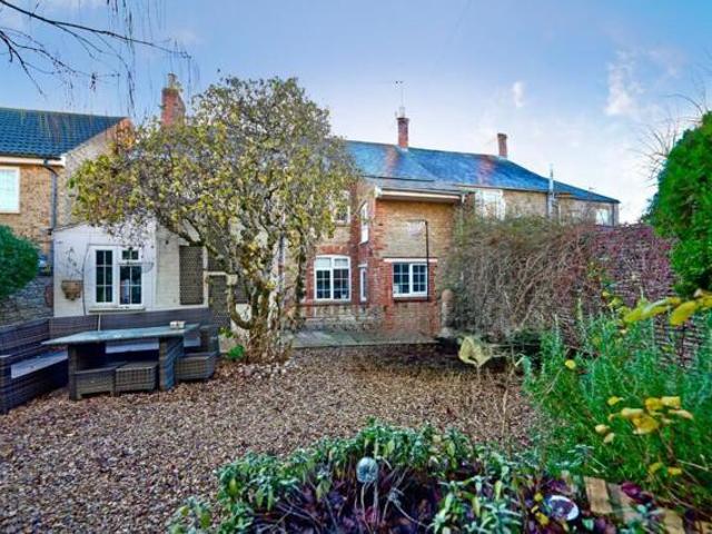 House for sale in Raunds