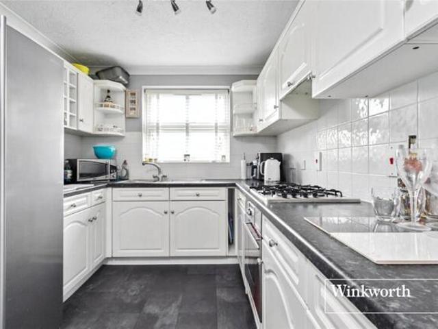 House for sale in Cranborne, Potters Bar