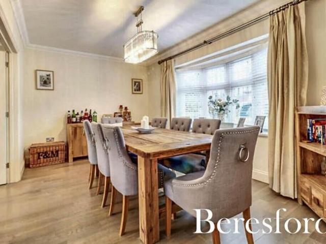 House for sale in Romford, Havering