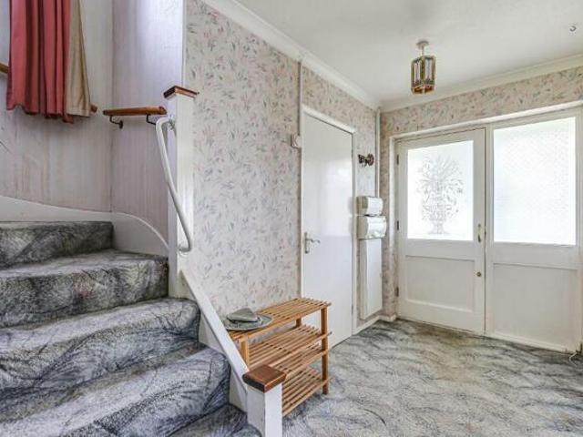 House for sale in Sanderstead, Sanderstead