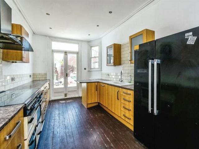 House for sale in Sefton, Waterloo