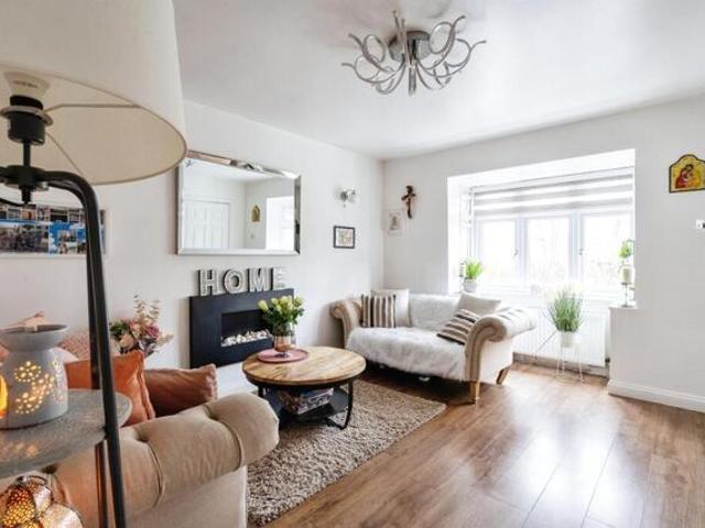 House for sale in South Kirkby, South Kirkby