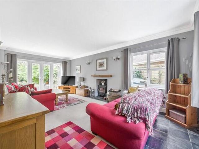 House for sale in Barton Stacey, Hampshire