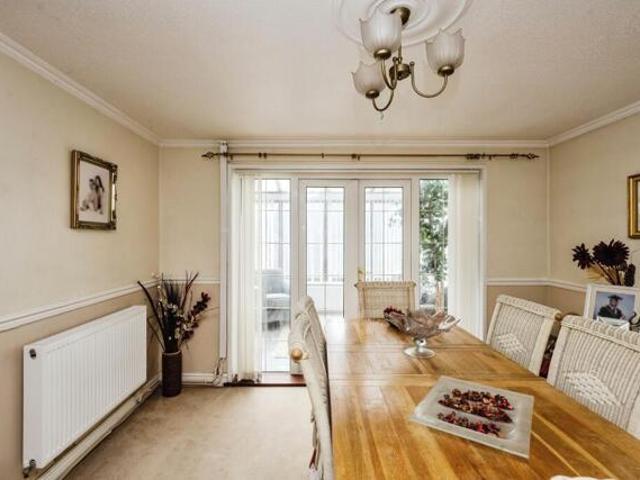 House for sale in Parc Gwernfadog, Ynystawe