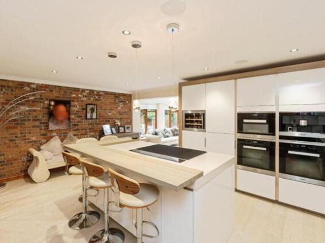House for sale in Roe Green, Salford