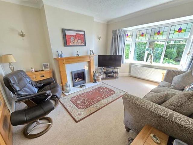 House for sale in Timperley, Timperley