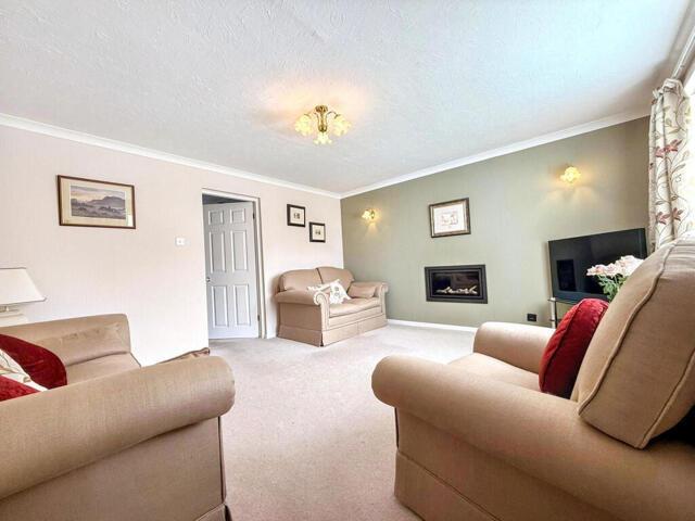 House for sale in Oxclose, Washington