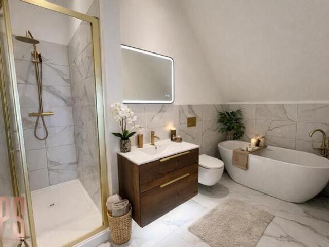 House for sale in Colshaw Farm, Wilmslow