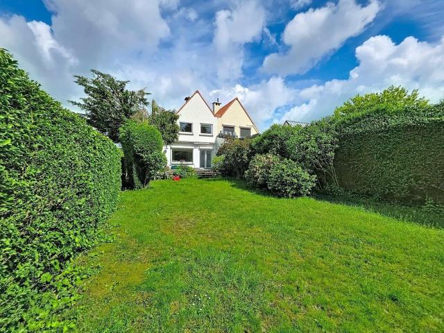 Maison location à Globe, Uccle - Ukkel
