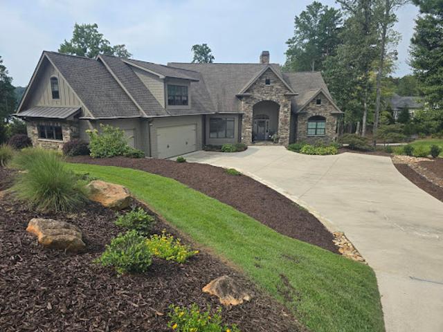 House for sale in West Union, South Carolina