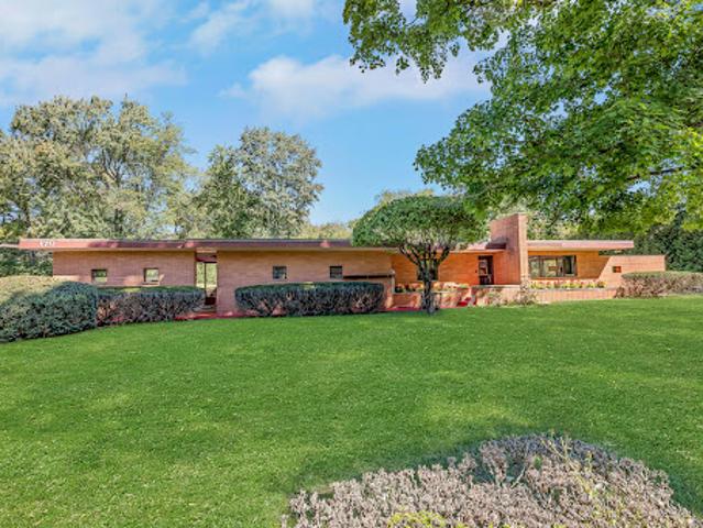 House for sale in Franklin Lakes, Bergen County