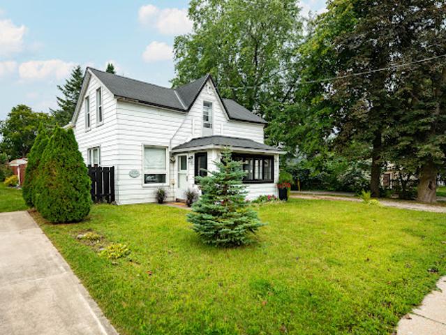 House for sale in Ontario