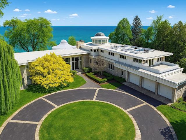 House for sale in Highland Park, Illinois