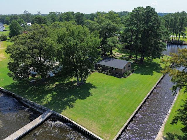 House for sale in Roper, North Carolina