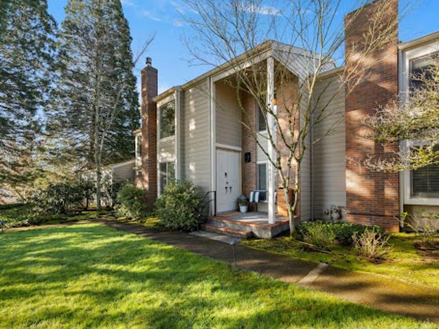 House for sale in Oregonia