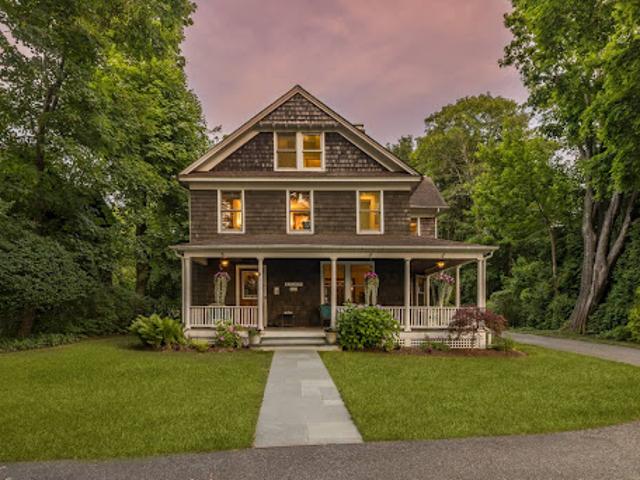 House for sale in Wainscott, New York
