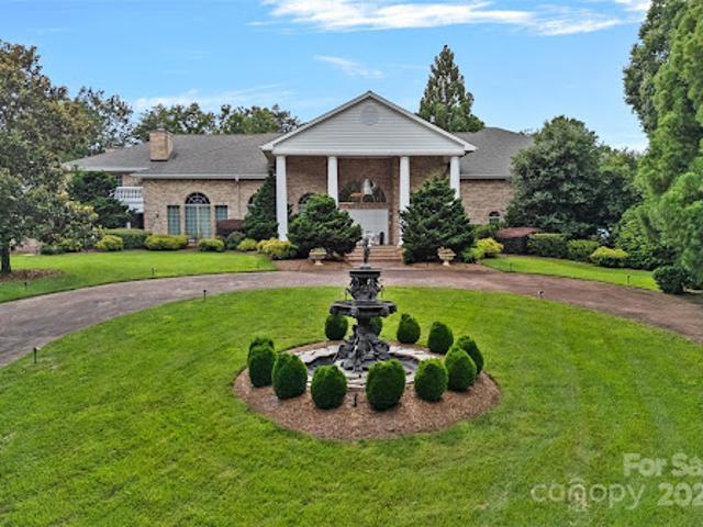 House for sale in Columbus, North Carolina