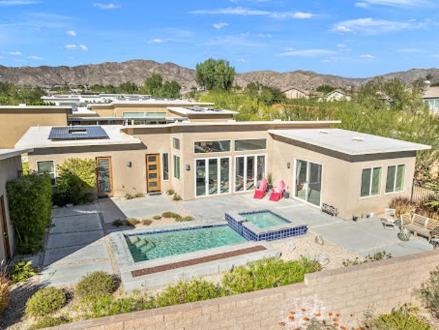 House for sale in Desert Hot Springs, California