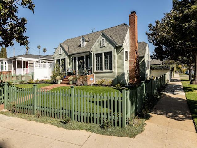 House for sale in Canoga Park, California