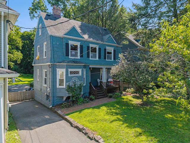 House for sale in Bloomfield, New Jersey