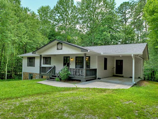 House for sale in Blue Ridge