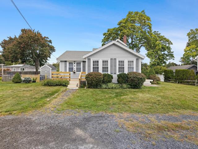 House for sale in Kingston, Massachusetts