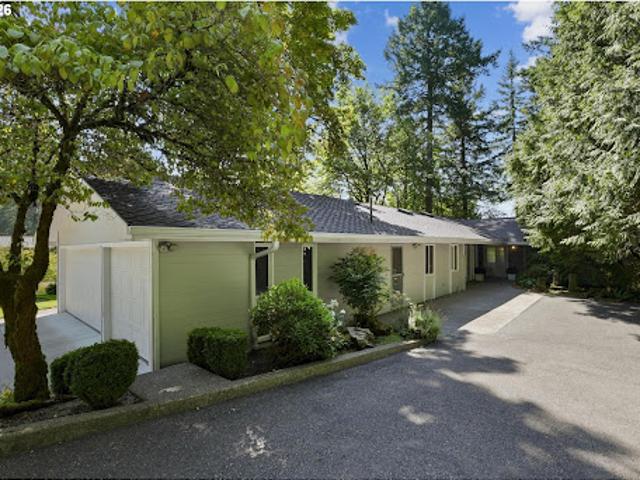 House for sale in Portland, Multnomah County
