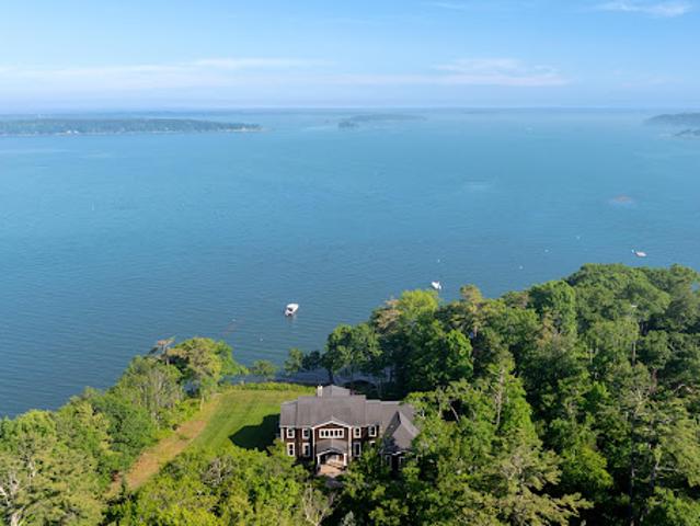 House for sale in Freeport, Maine