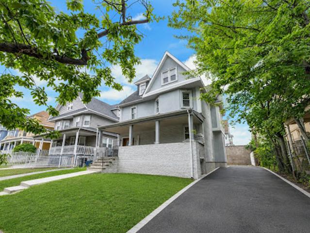 House for sale in Newark, New Jersey