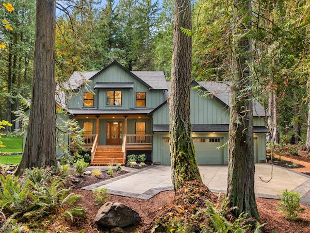 House for sale in Bainbridge Island, Washington