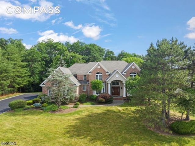 House for sale in Caldwell, New Jersey