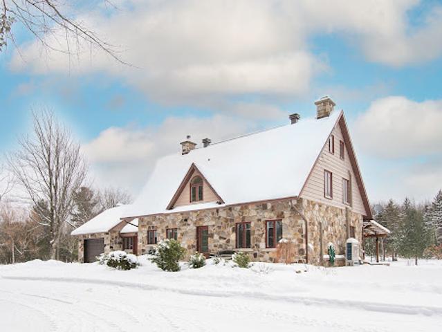 House for sale in Hinchinbrooke, Quebec