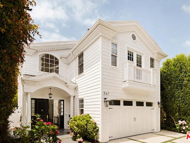 House for sale in Canoga Park, California