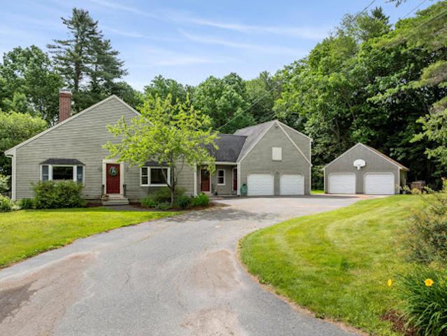 House for sale in Falmouth, Maine
