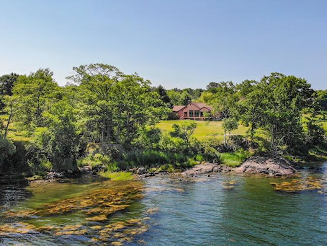 House for sale in Owls Head, Maine