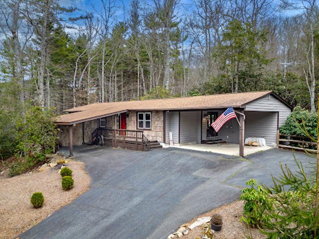 House for sale in Avery, North Carolina
