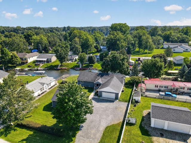 House for sale in North Webster, Indiana