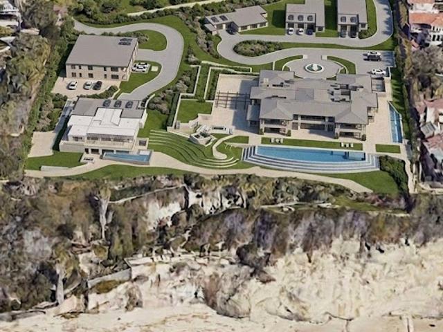 House for sale in Laguna Beach, California
