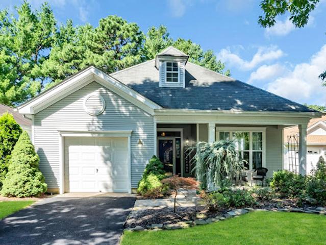 House for sale in Lakewood, New Jersey