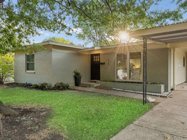 House for sale in Dallas, Texas