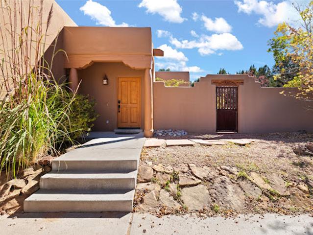 House for sale in Santa Fe, New Mexico