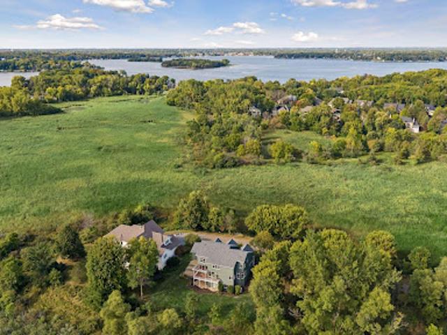 House for sale in Shorewood, Hennepin County