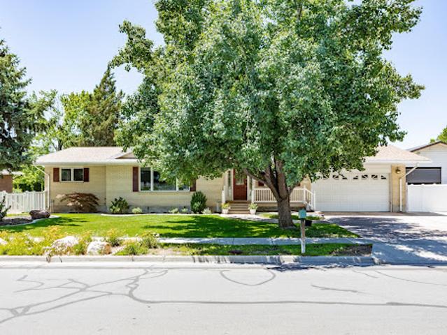 House for sale in Sandy, Utah