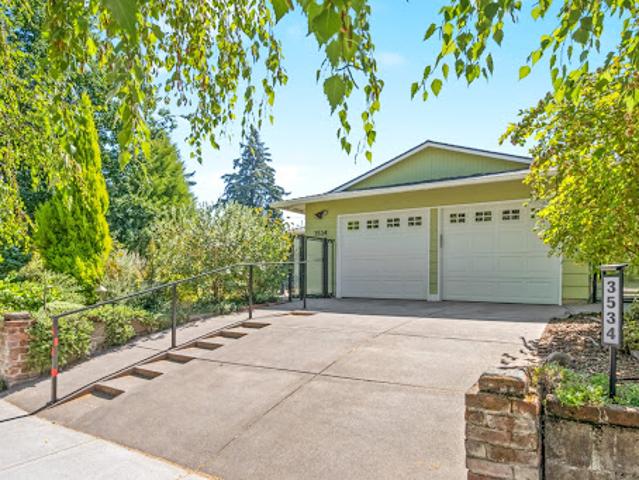 House for sale in Oregonia
