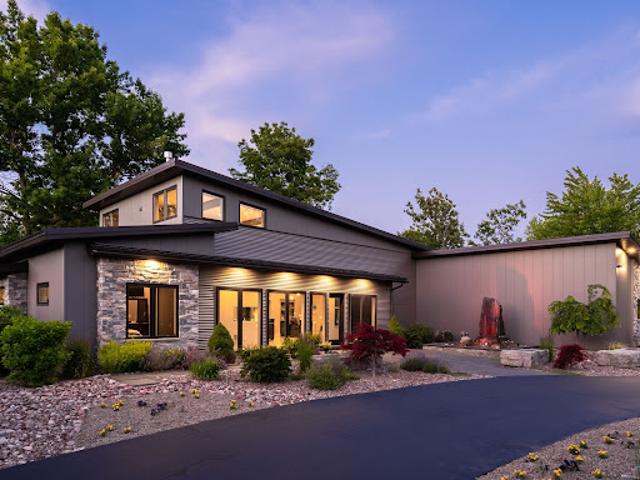 House for sale in Lancaster, Town of Lancaster
