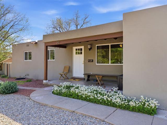 House for sale in Santa Fe, New Mexico