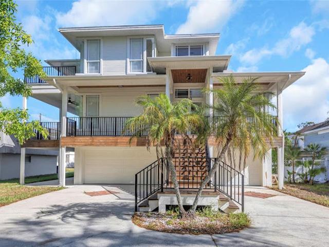 House for sale in Crystal Beach, Florida