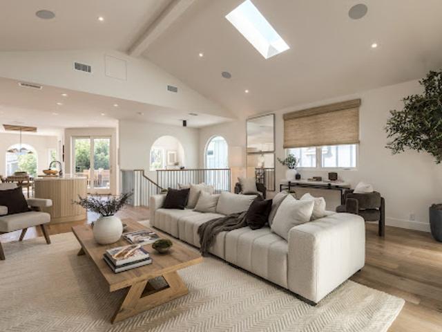 House for sale in Manhattan Beach, California