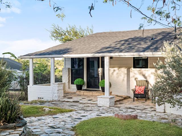 House for sale in Spicewood, Texas