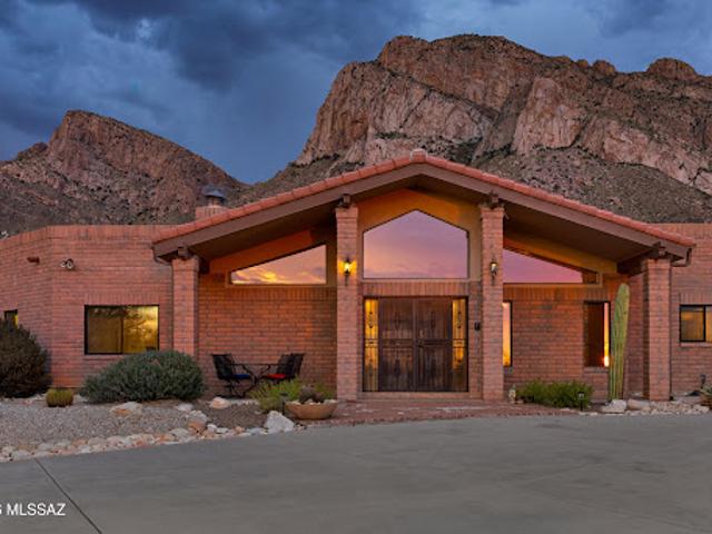 House for sale in Oro Valley, Arizona